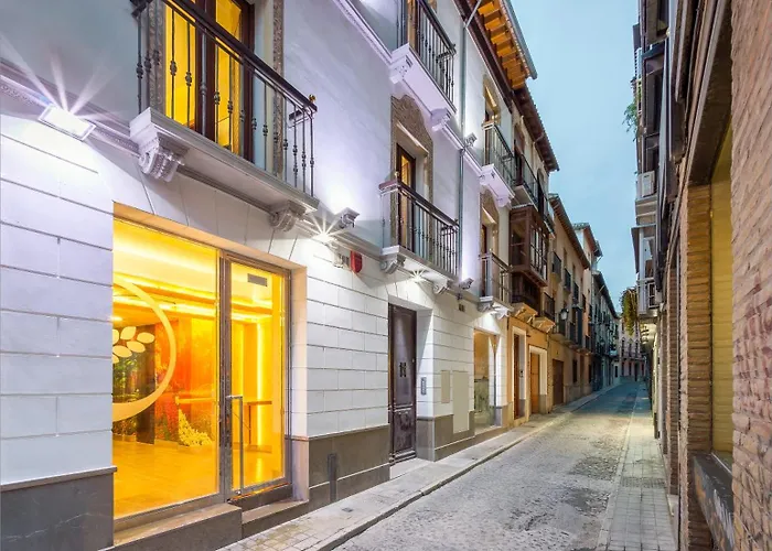 Arriola מלון גרנדה