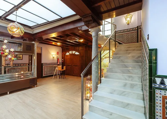 Arriola מלון גרנדה