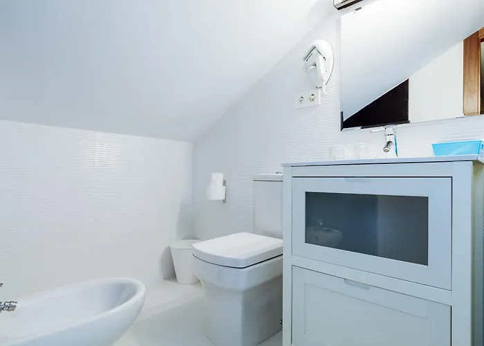 Arriola מלון גרנדה